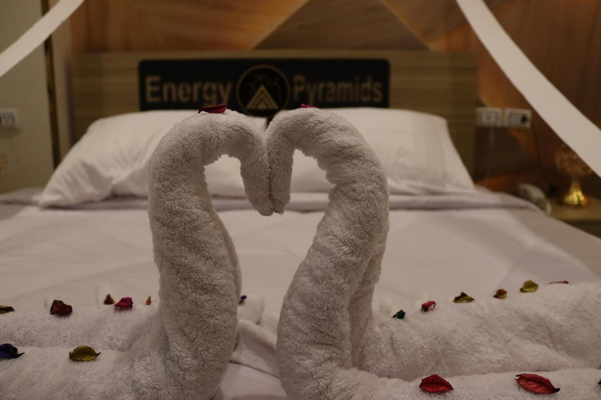 Kafret el-Gabal Energy Pyramids Viewホステル エクステリア 写真